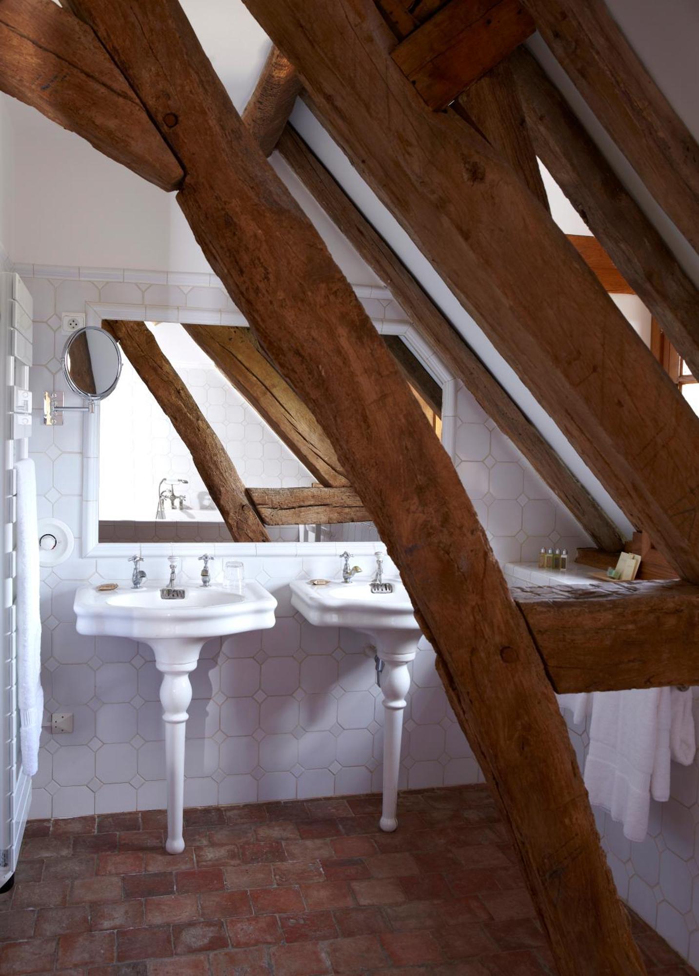 La Borde - Teritoria Hotel Leugny Buitenkant foto
