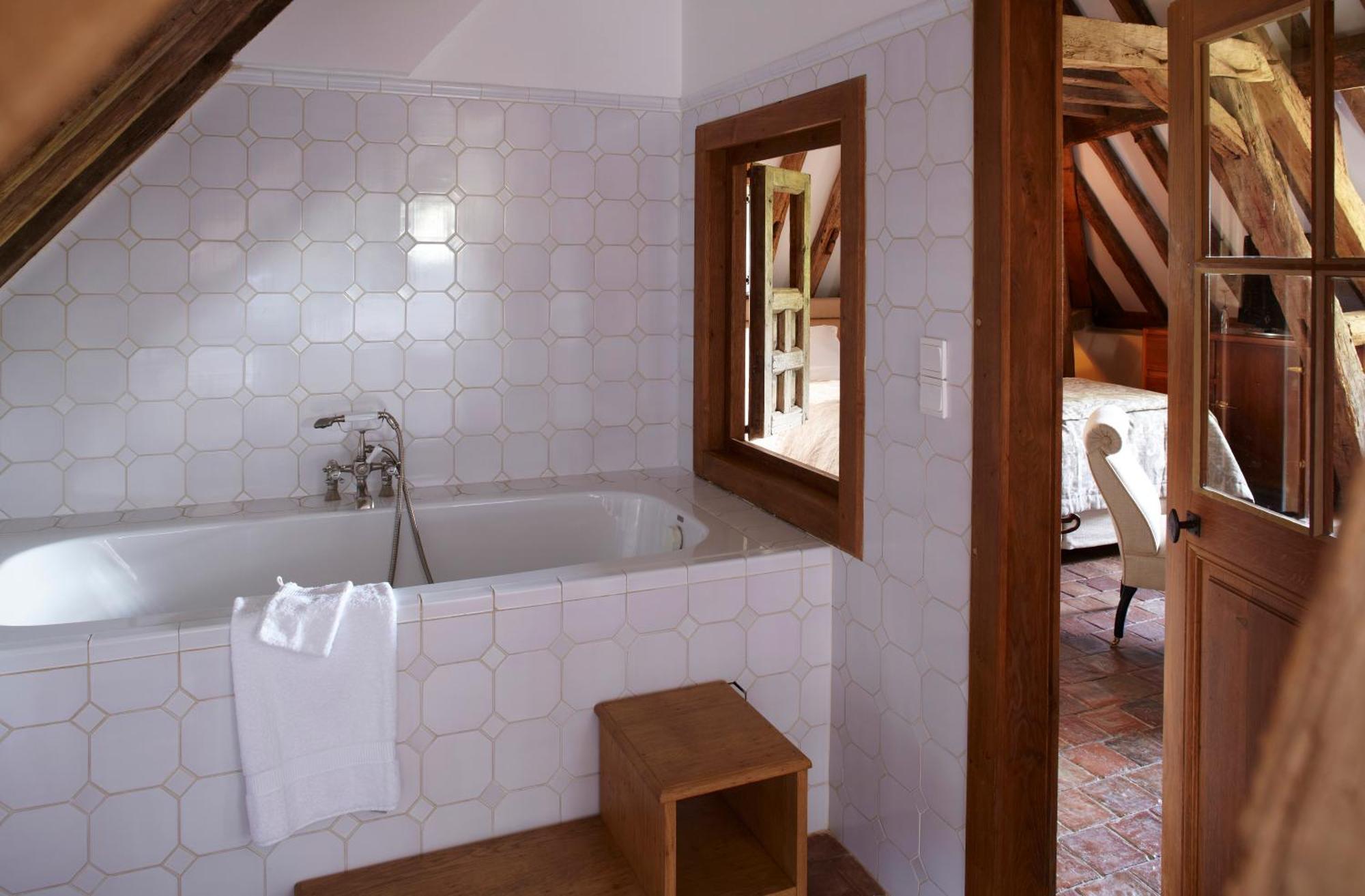 La Borde - Teritoria Hotel Leugny Buitenkant foto