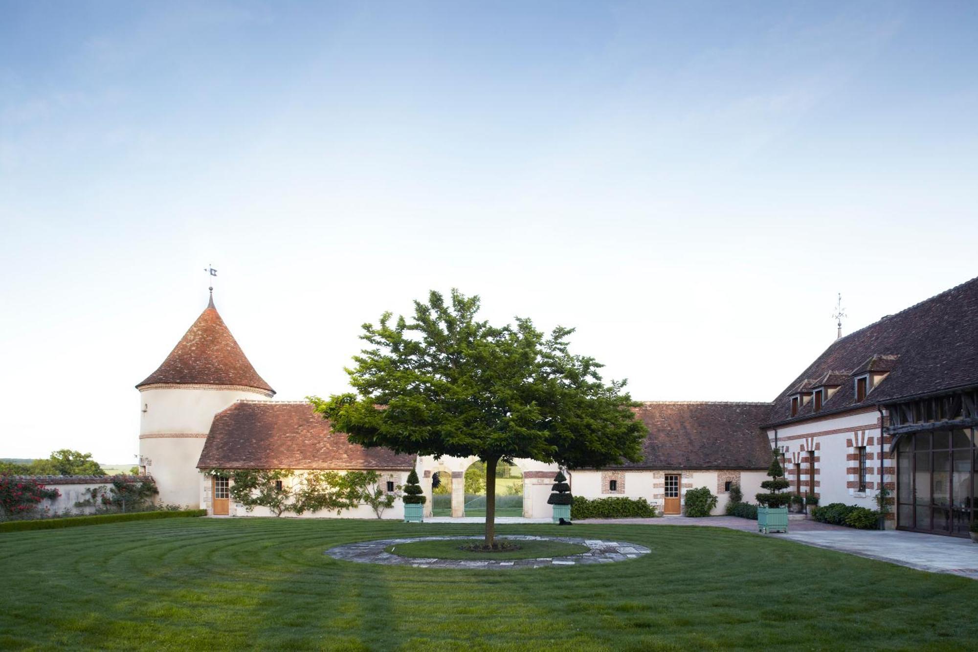 La Borde - Teritoria Hotel Leugny Buitenkant foto