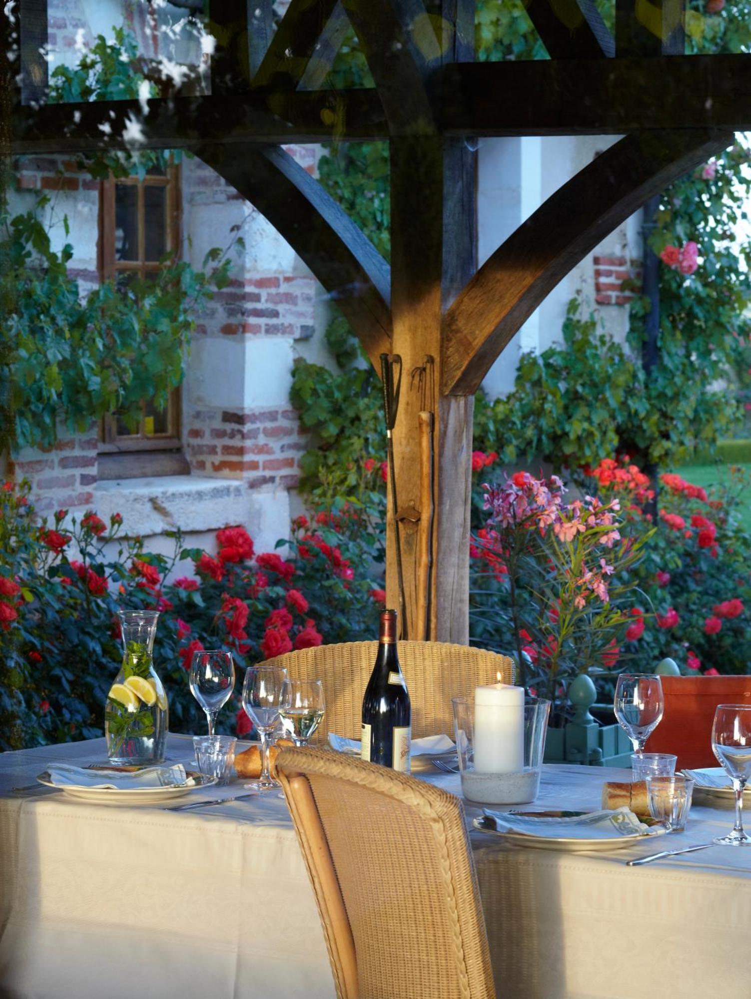 La Borde - Teritoria Hotel Leugny Buitenkant foto